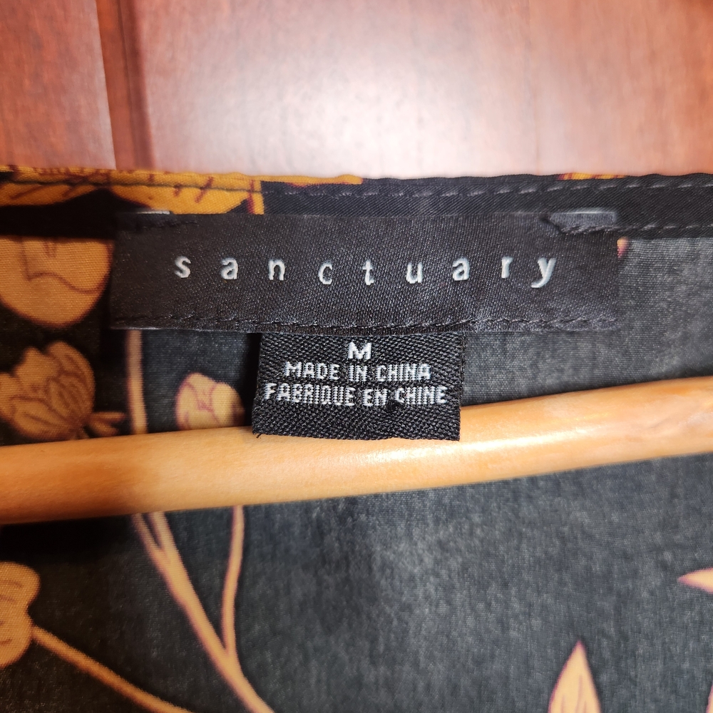 Sanctuary Floral Black and Gold Top Buttons Down Gathered Sleeve V-neck Size Med - Picture 7 of 8